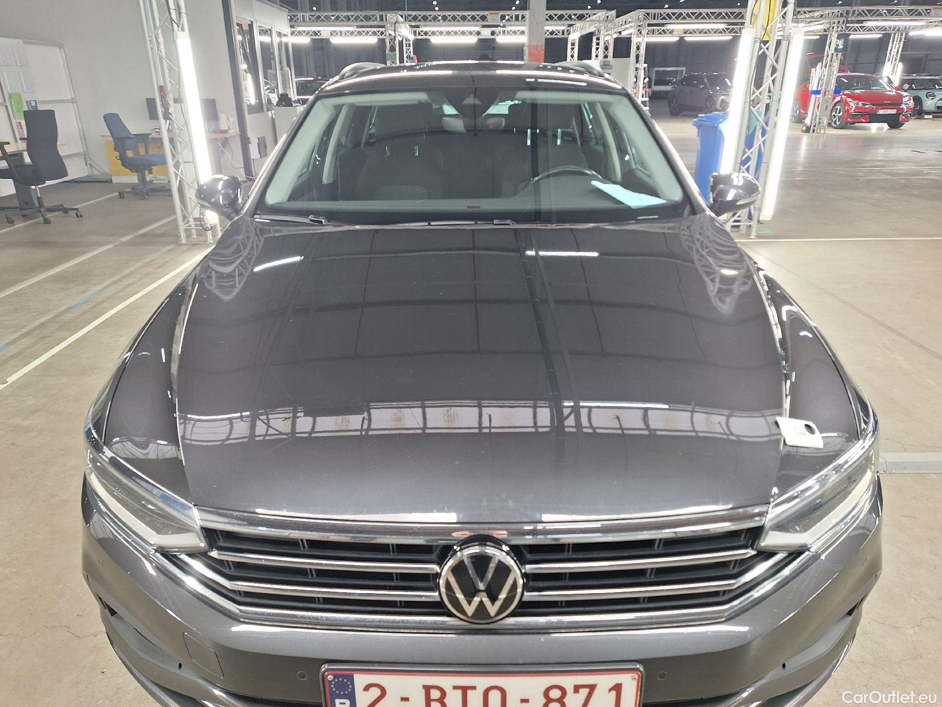  Volkswagen  Passat VW,  Variant FL'19, Volkswagen  Variant 2.0 TDI 90kW DSG Style B #1
