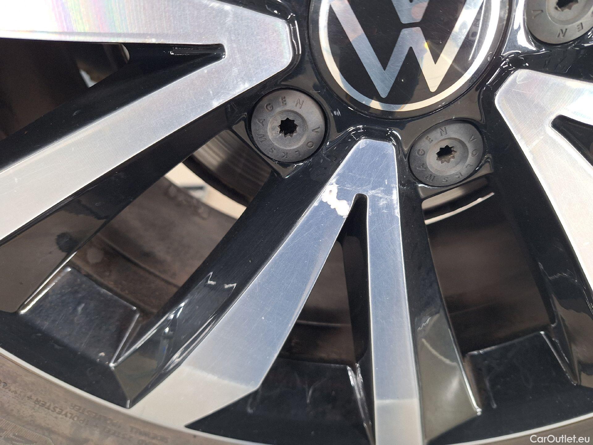  Volkswagen  T-ROC VW,  '17, Volkswagen  2.0 TDI Style DSG 5d #10