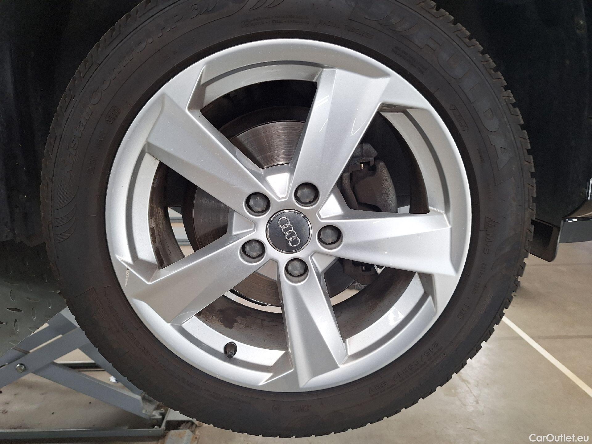  Audi  Q2 Audi,  '16, Audi  1.5 35 TFSI 110kW Sport 5d #16