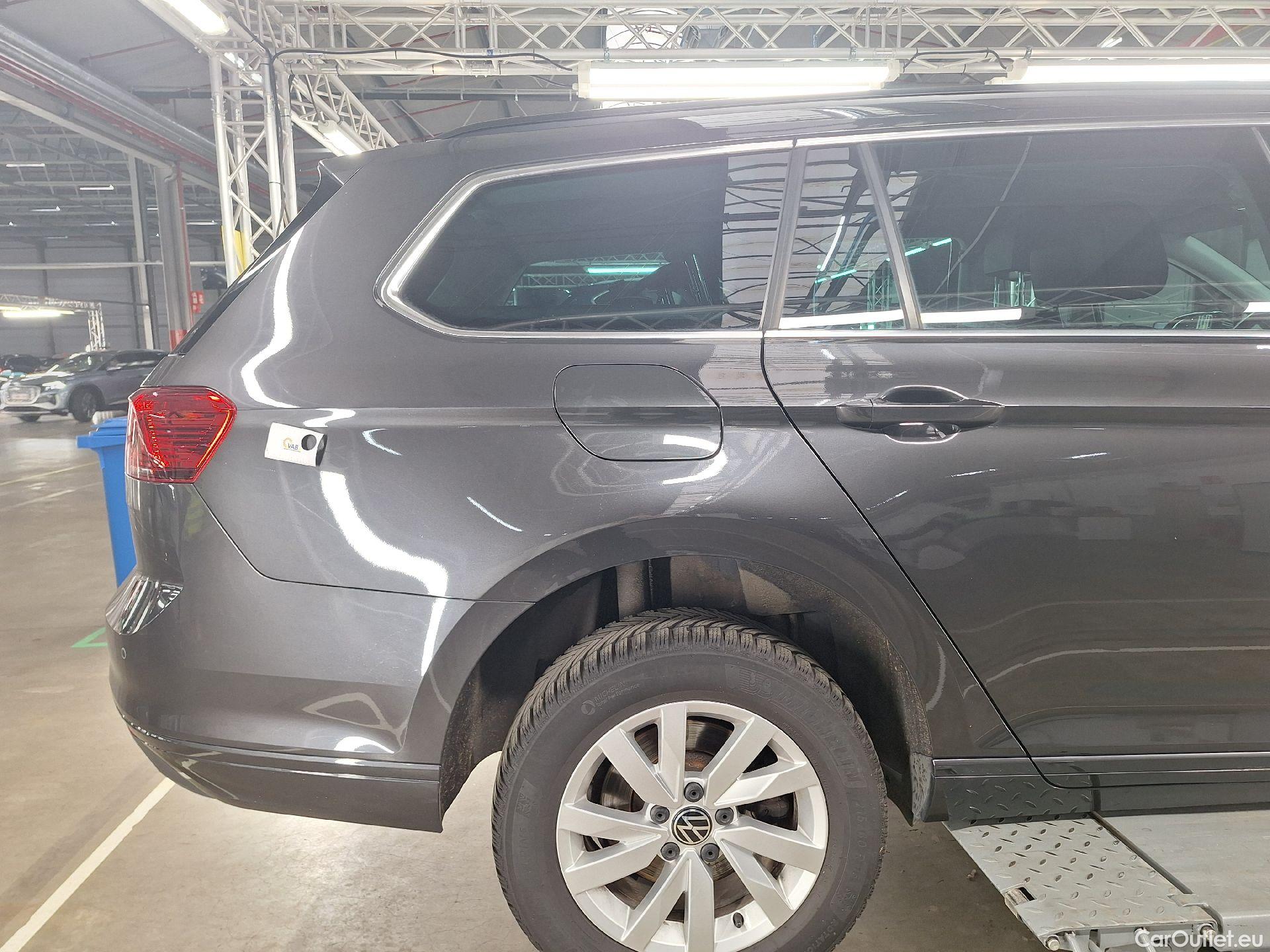  Volkswagen  Passat VW,  Variant FL'19, Volkswagen  Variant 2.0 TDI 90kW DSG Style B #53