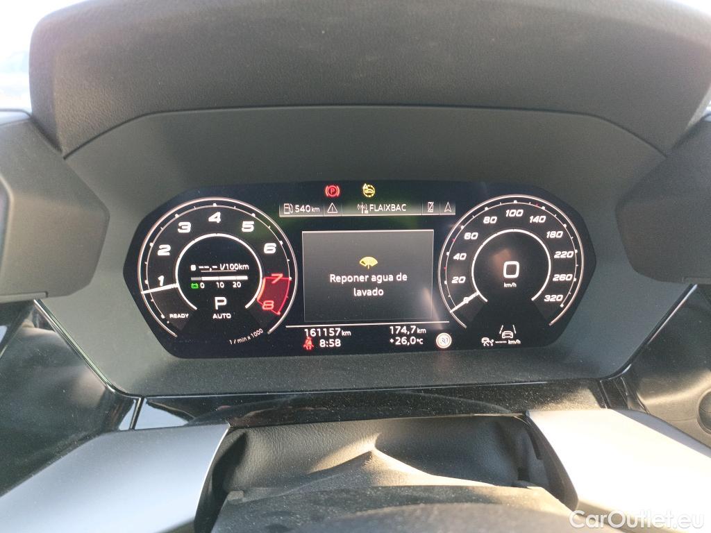  Audi  A3 AUDI  / 2020 / 5P / berlina con portón RS3 Sportback TFSI 294kW quattro S tron #23