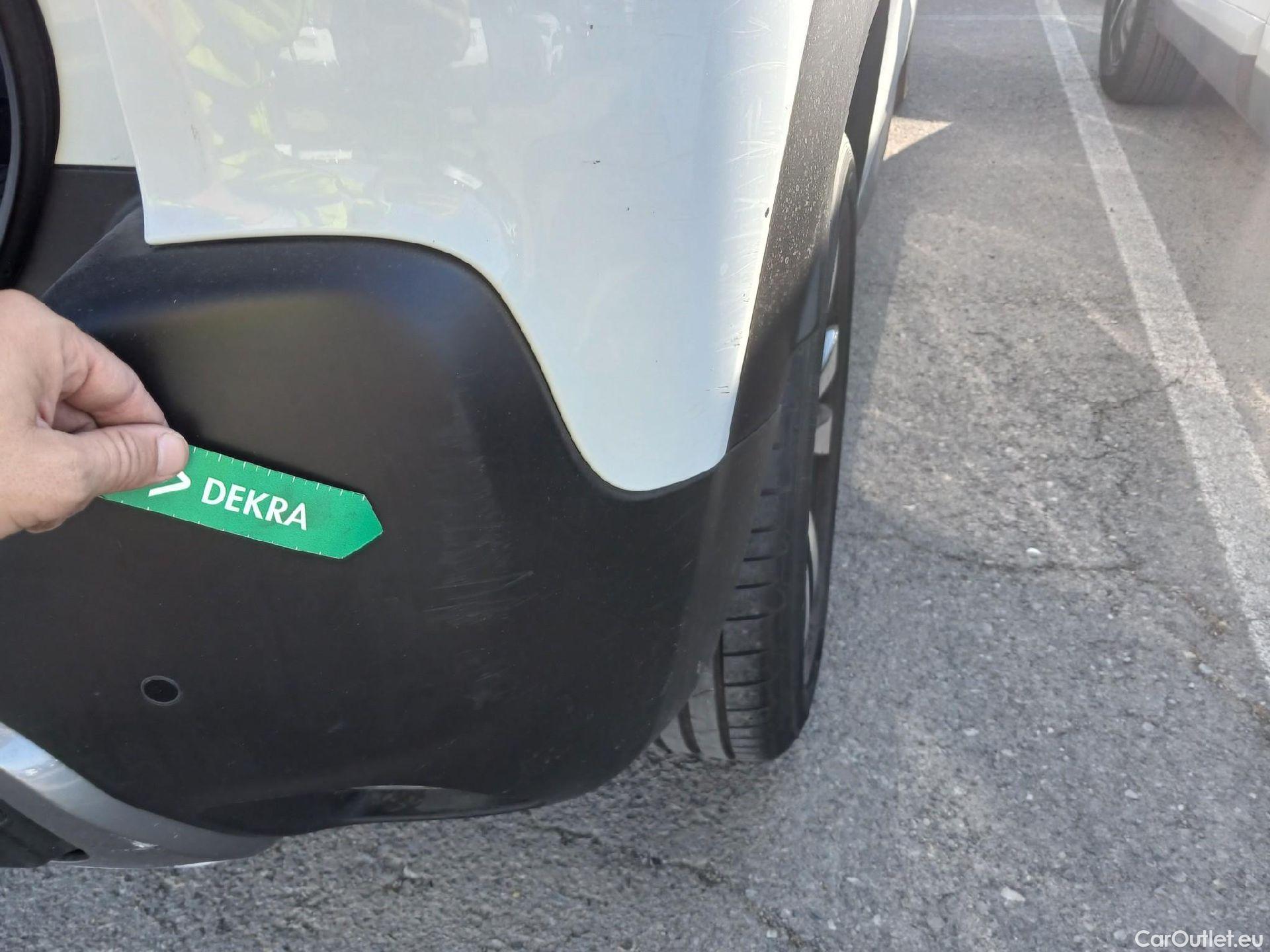  Citroen  C3 CITROEN  Aircross / 2017 / 5P / todoterreno PureTech 81kW (110CV) S&S FEEL (CX) #20