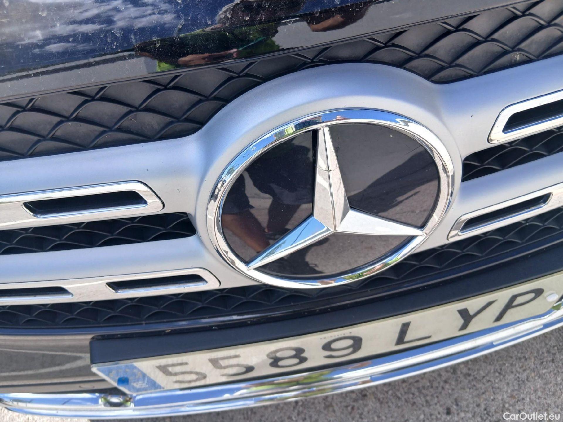  Mercedes  GLB MERCEDES-BENZ  / 2019 / 5P / todoterreno 2.0  200 D DCT 110KW (150CV) #9
