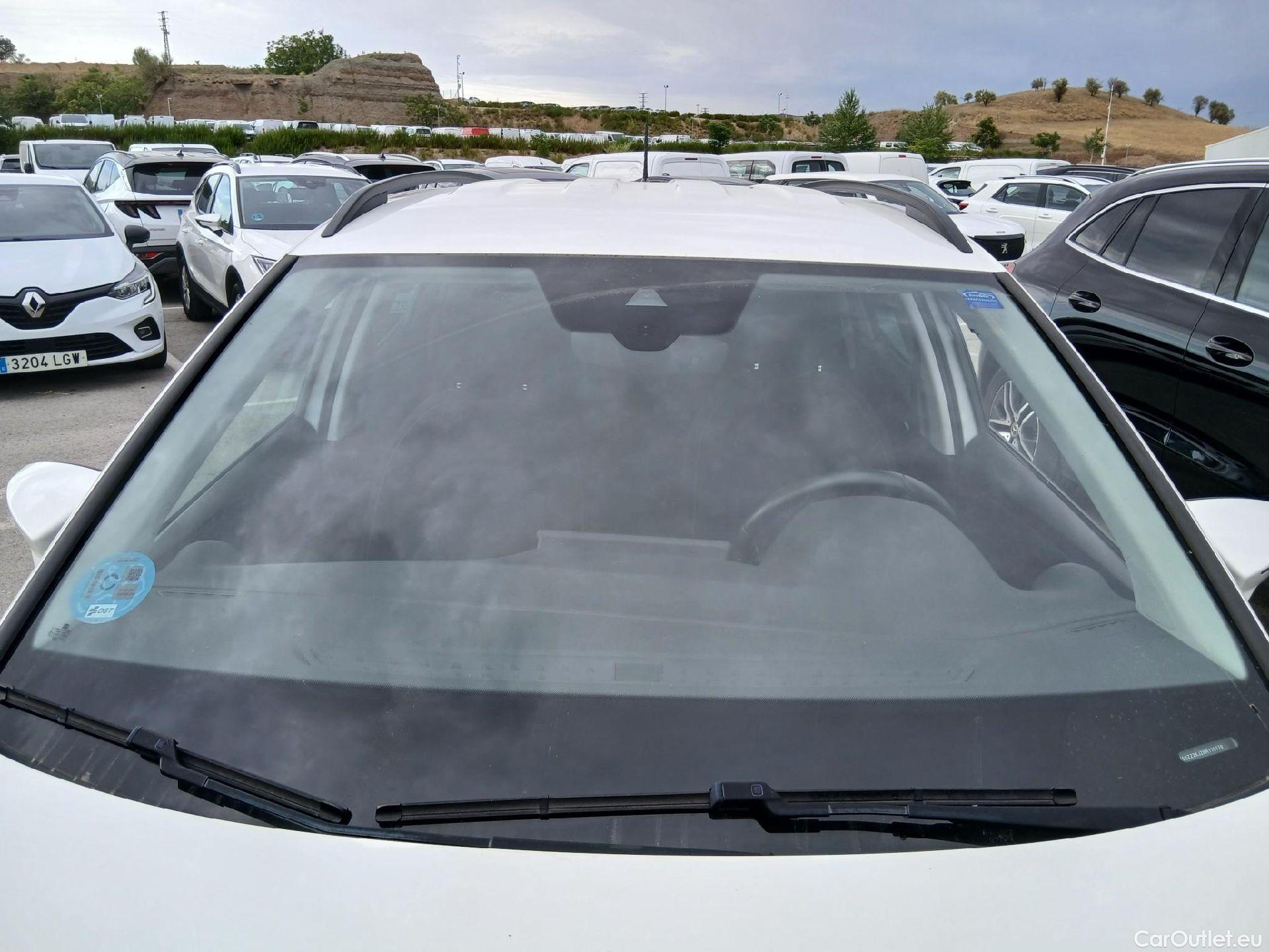  Seat  Arona SEAT  / 2021 / 5P / todoterreno 1.0 TSI 81kW (110CV) Style Plus (AC) #2