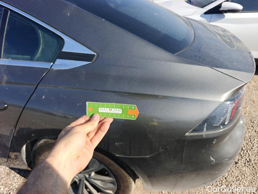  Peugeot  508 PEUGEOT  / 2018 / 5P / berlina con portón 5P Business Line BlueHDi 130 EAT8 (AC) #28
