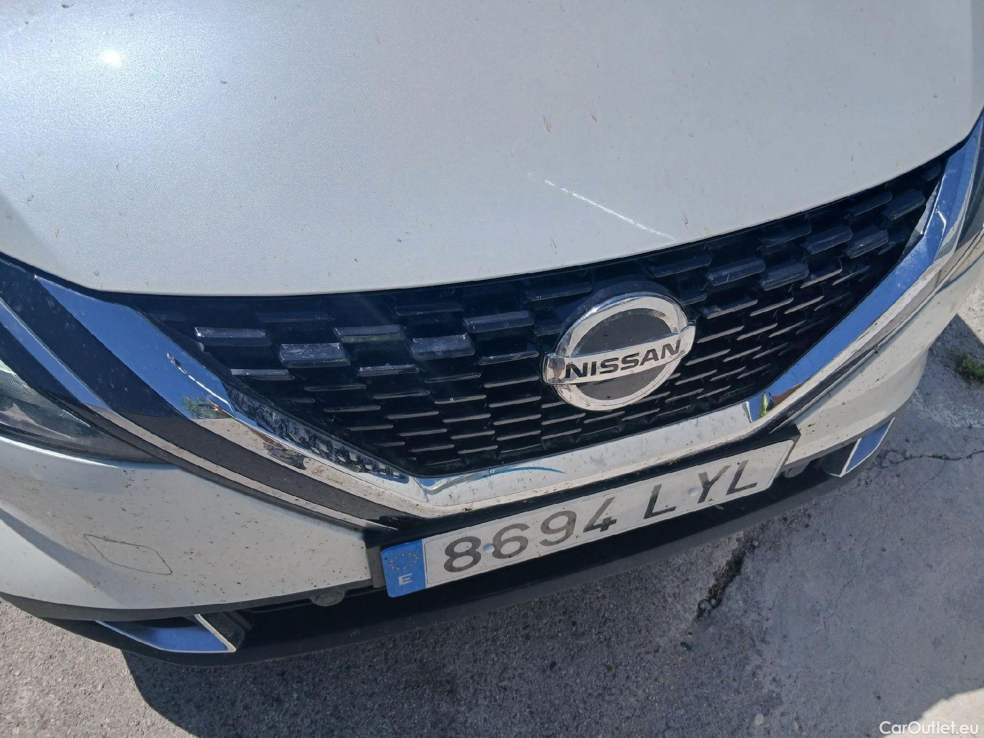  Nissan  Qashqai NISSAN  / 2021 / 5P / todoterreno DIG-T 116kW Xtronic N-Connecta #3