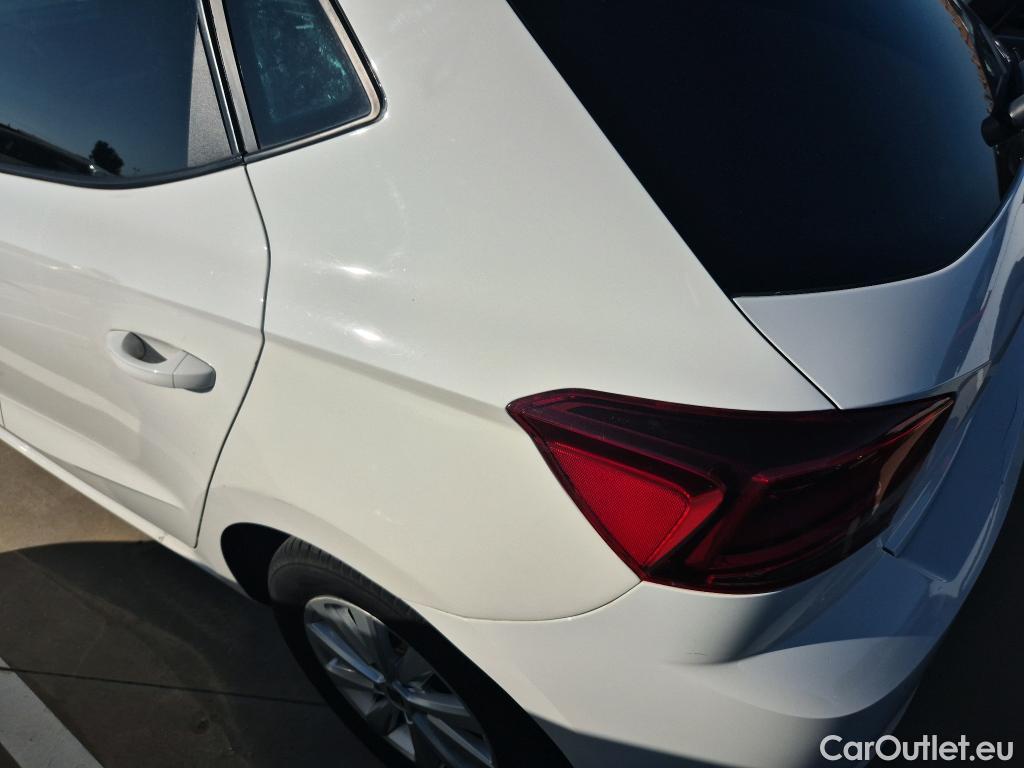  Seat  Ibiza SEAT  / 2017 / 5P / berlina con portón 1.0 TSI 81kW (110CV) Style Plus (AC) #24