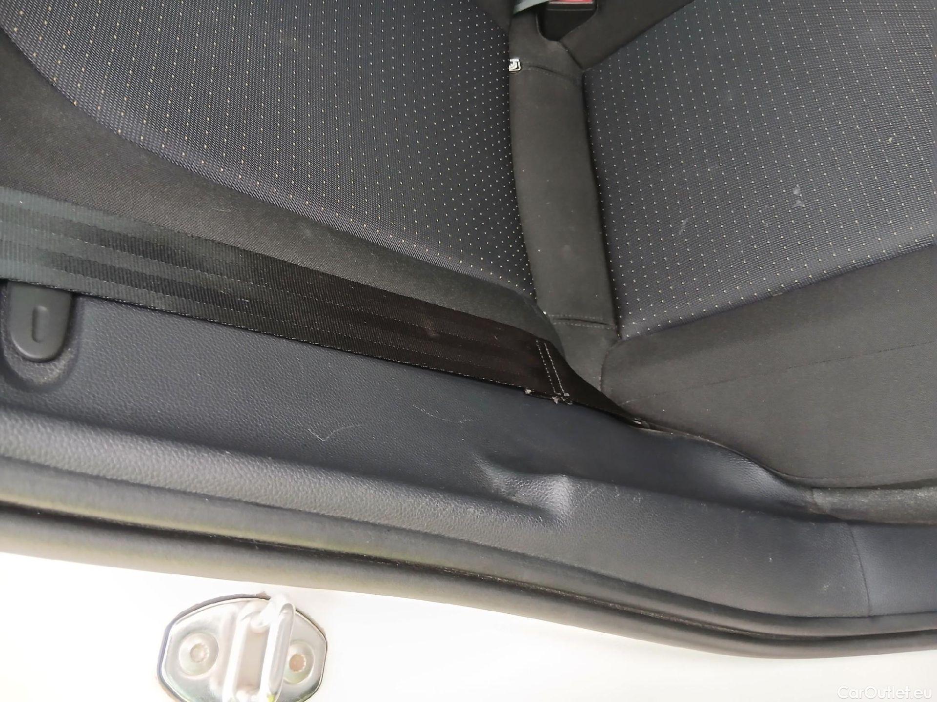  Seat  Arona SEAT  / 2021 / 5P / todoterreno 1.0 TSI 81kW (110CV) Style Plus (AC) #43