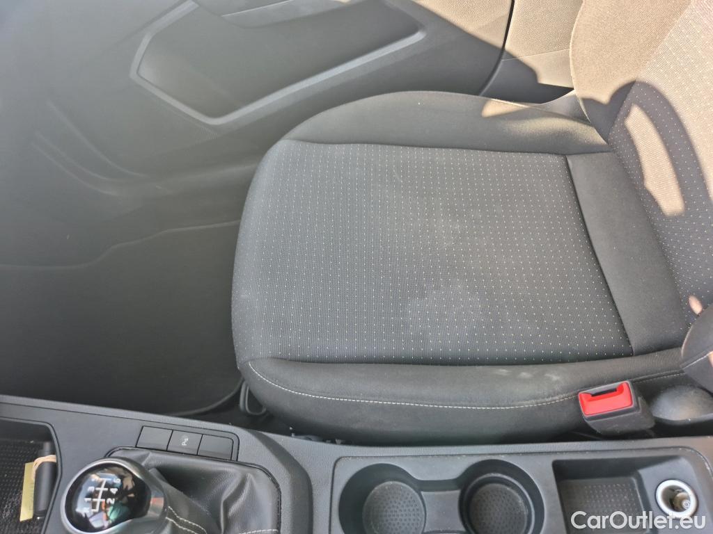  Seat  Ibiza SEAT  / 2017 / 5P / berlina con portón 1.0 TSI 81kW (110CV) Style Plus (AC) #26