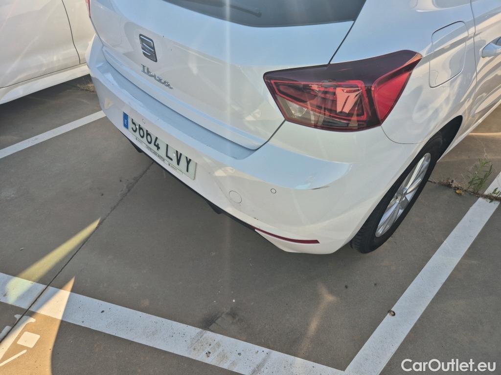  Seat  Ibiza SEAT  / 2017 / 5P / berlina con portón 1.0 TSI 81kW (110CV) Style Plus (AC) #1