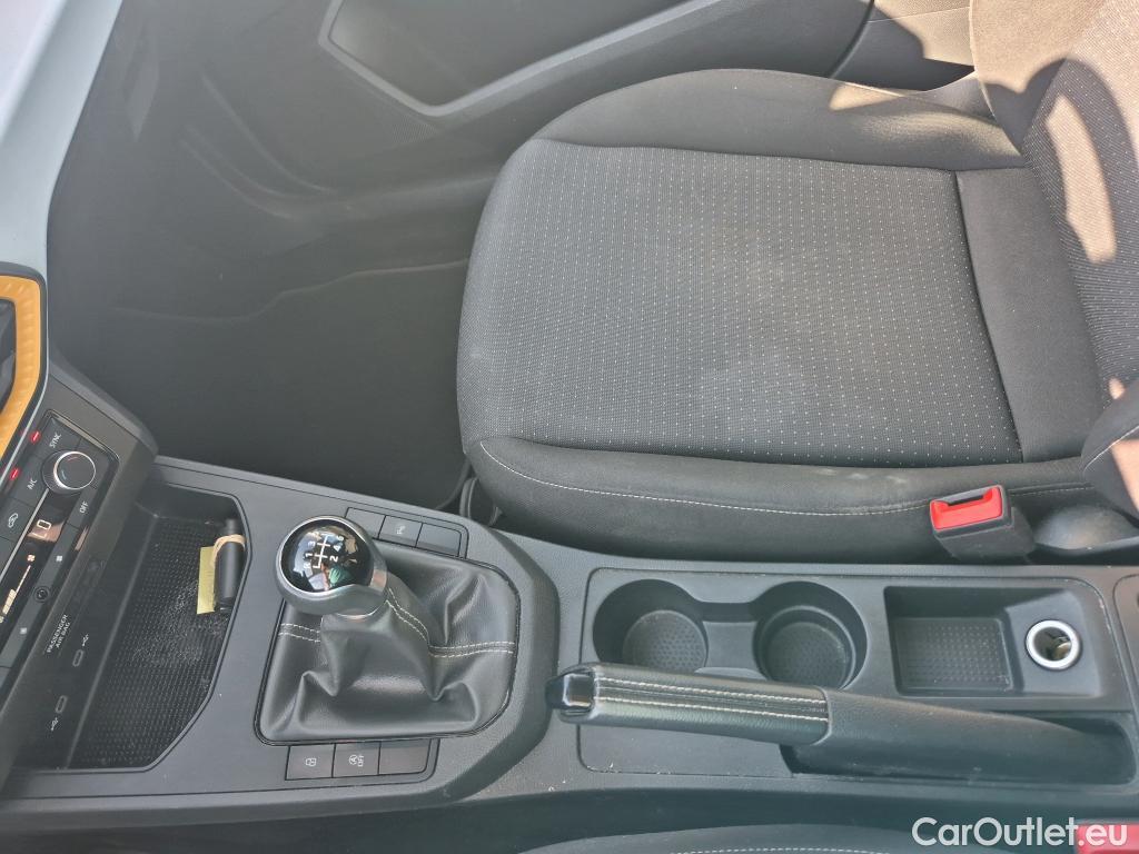  Seat  Ibiza SEAT  / 2017 / 5P / berlina con portón 1.0 TSI 81kW (110CV) Style Plus (AC) #27