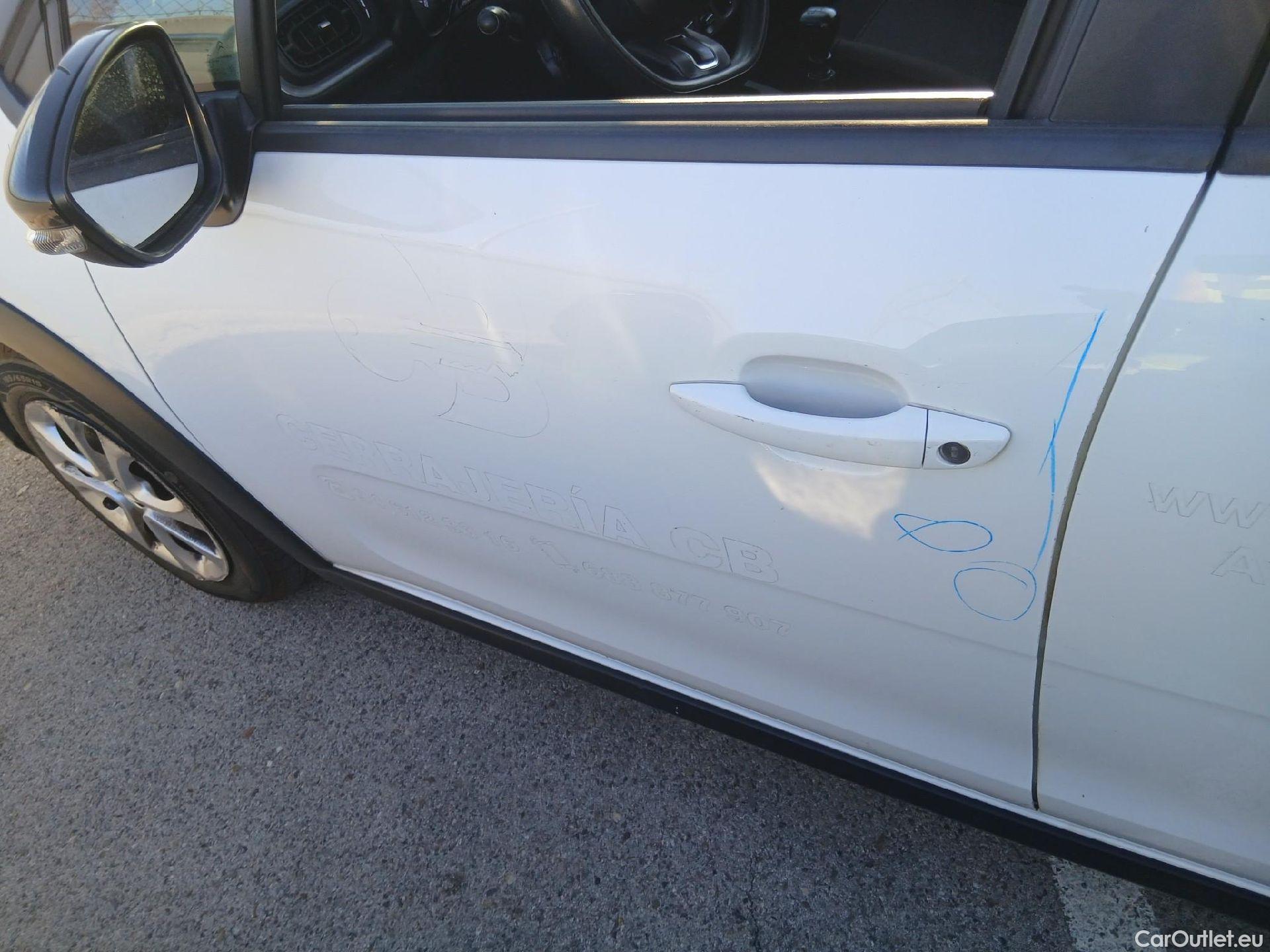  Citroen  C3 CITROEN  / 2020 / 5P / berlina comercial BlueHDi 73KW (100CV) S&S Comercial #23