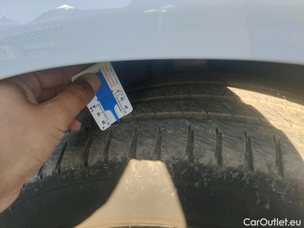  Volvo  XC60 VOLVO  / 2017 / 5P / todoterreno 2.0 B4 D AWD Inscription Auto #6