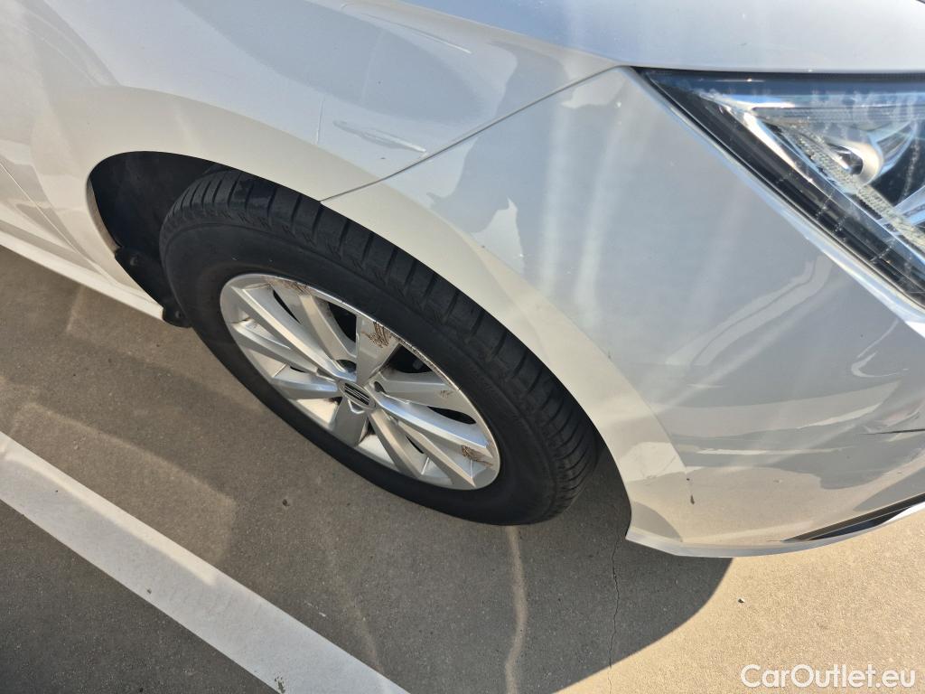  Seat  Ibiza SEAT  / 2017 / 5P / berlina con portón 1.0 TSI 81kW (110CV) Style Plus (AC) #18