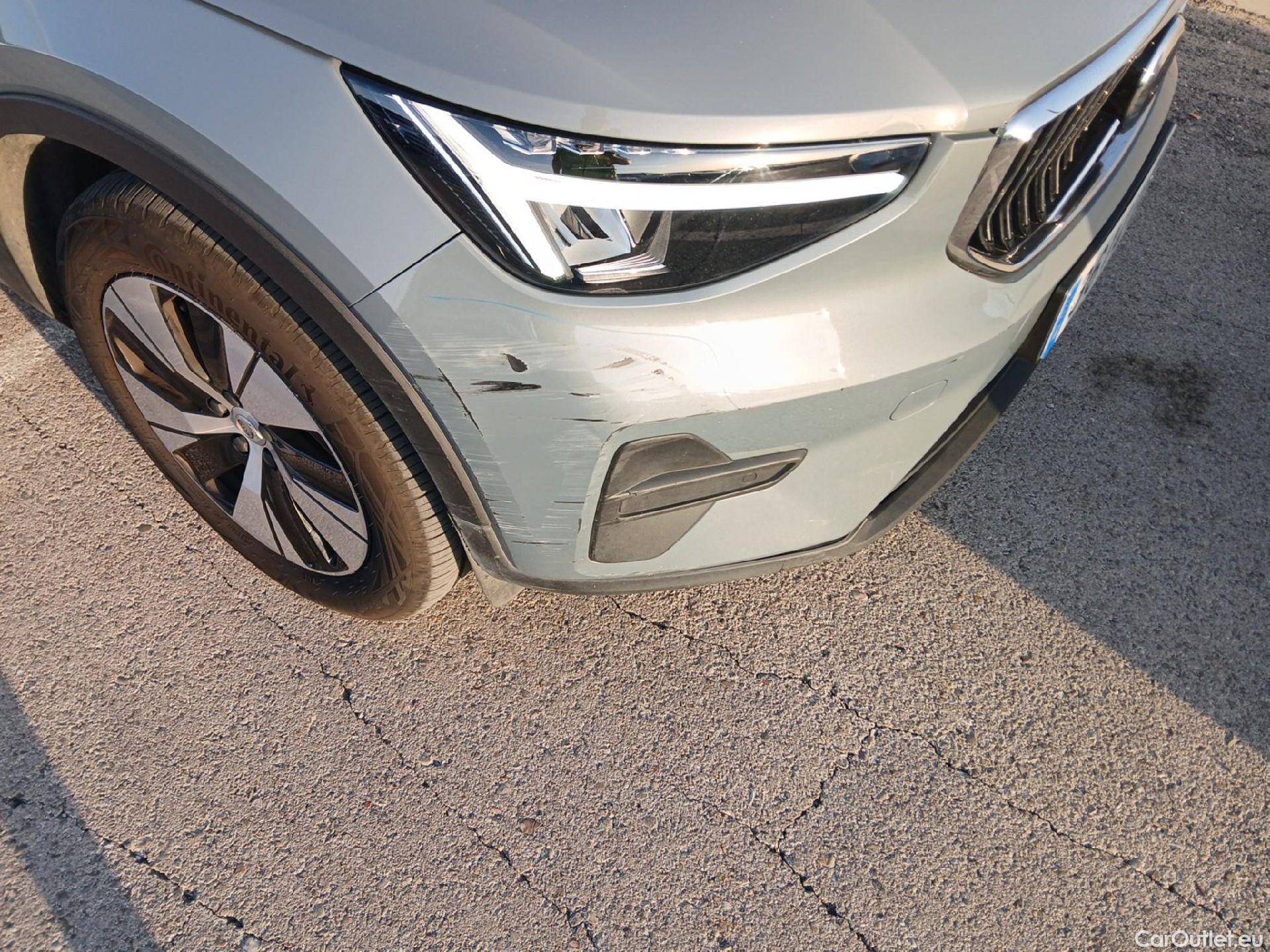  Volvo  XC 40 VOLVO XC40 / 2021 / 5P / todoterreno 1.5 T5 Recharge PHEV Bright Auto #4