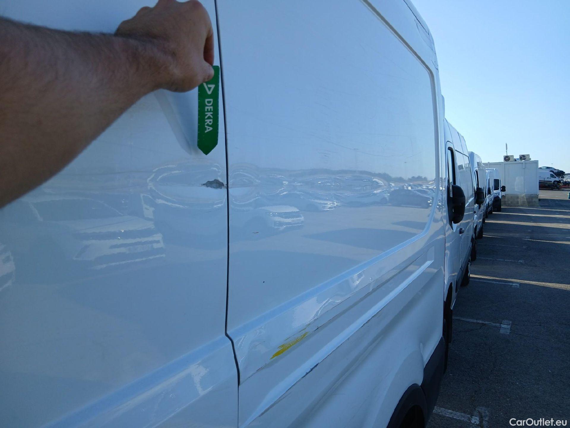  Ford  Transit FORD  / 2013 / 4P / furgón 350 136kW L3H2 Van Trend RWD #11