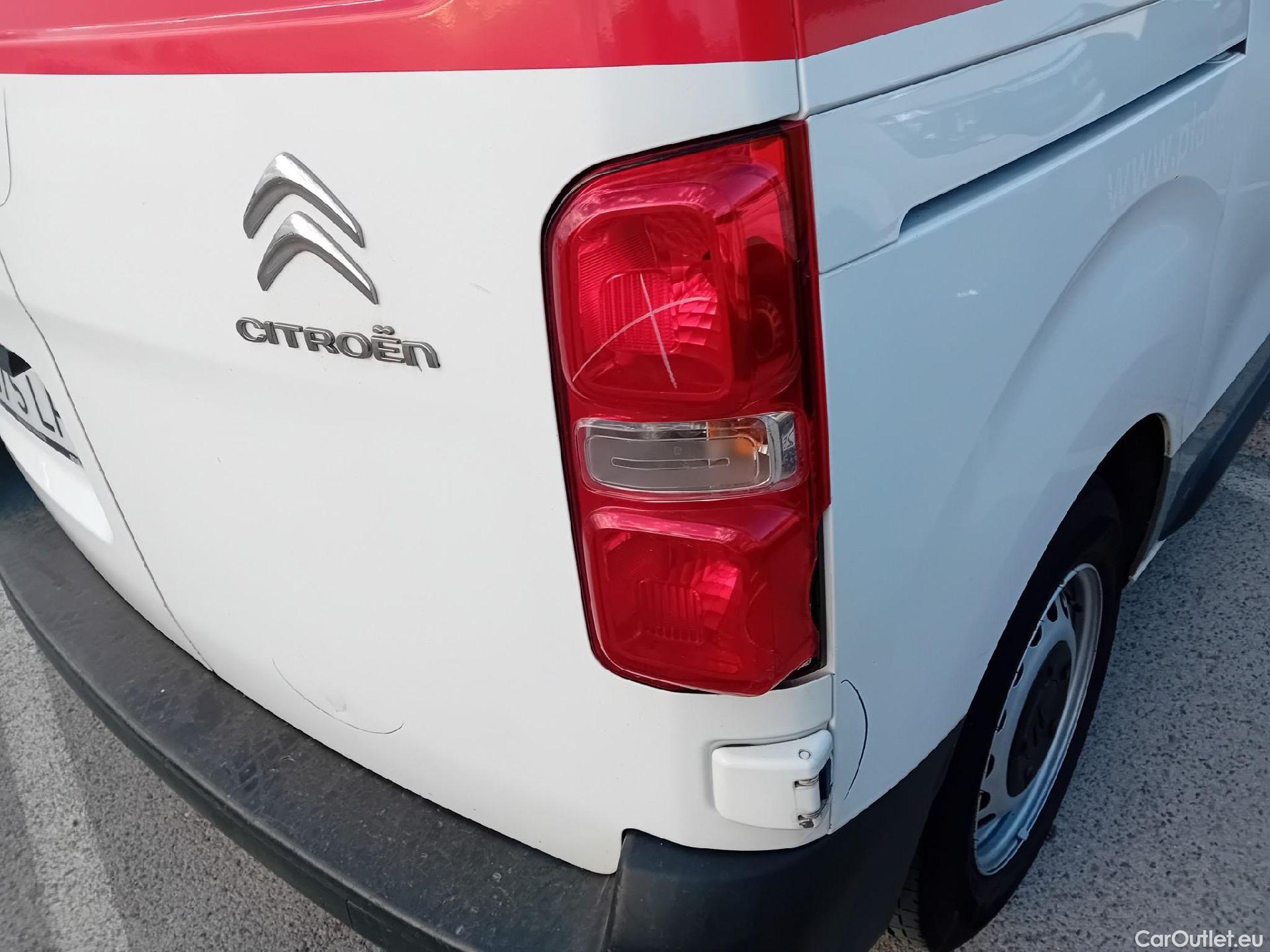  Citroen  Jumpy CITROEN  / 2016 / 4P / furgón Talla XS BlueHDi 100 S&S 6v Control #34