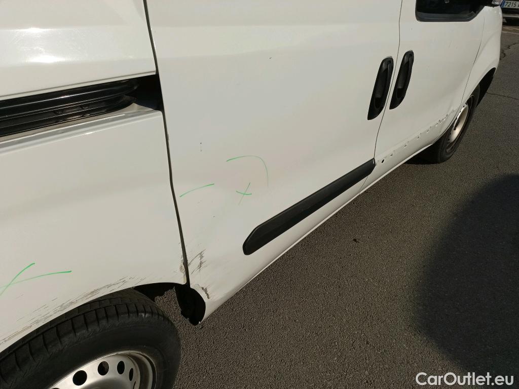  Fiat  Doblo FIAT Doblò Cargo/2015/3P/furgón derivado de turismo Cargo Base 1.3 Multijet 70kW (95CV) #7