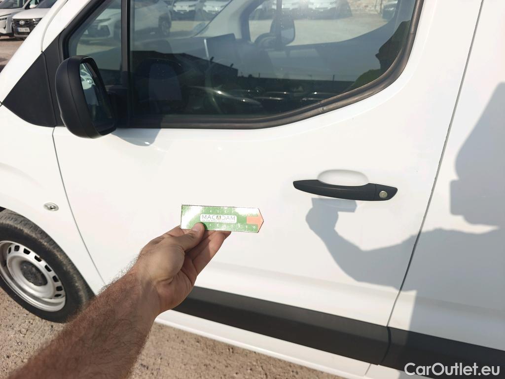  Peugeot  Partner PEUGEOT  / 2018 / 4P / furgón derivado de turismo Premium Standard 600kg BlueHDi 73kW #10