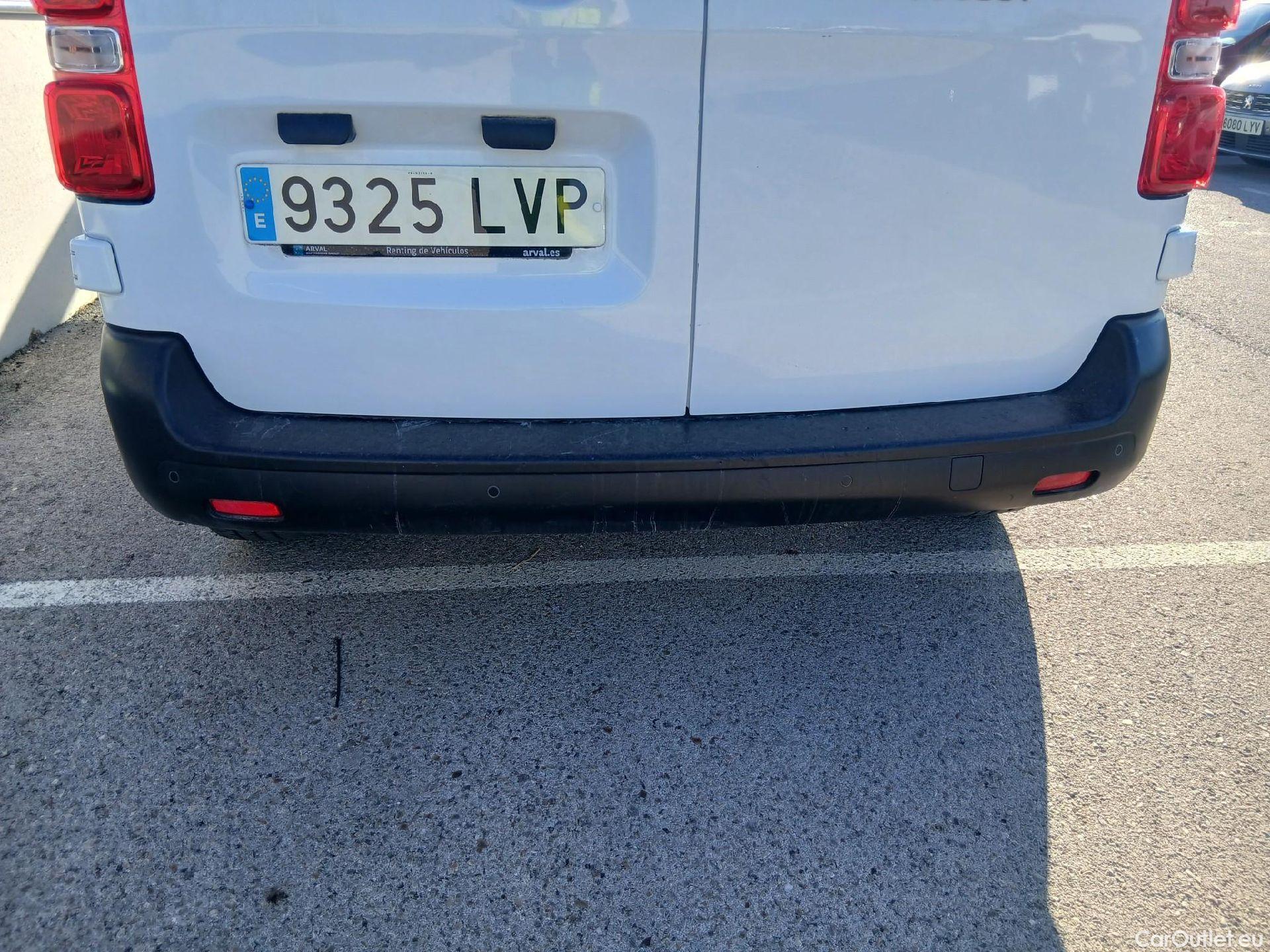  Peugeot  Expert PEUGEOT  / 2016 / 4P / furgón Furgón Premium 1.5 BlueHDi 100 Standard (AC) #11
