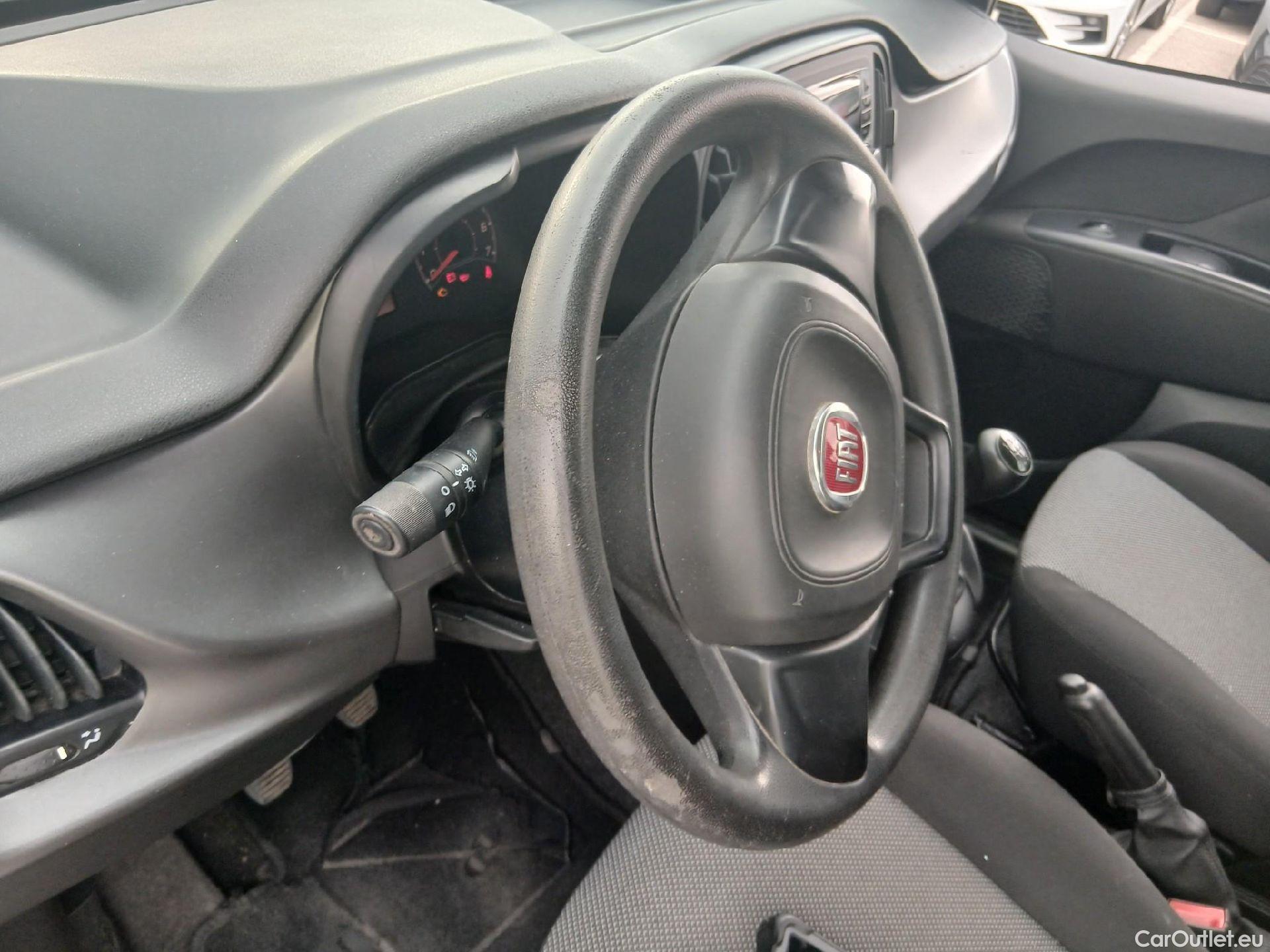  Fiat  Doblo FIAT Doblò / 2015 / 5P / combi Panorama Pop N1 1.3 Multijet 70kW (95CV) #11