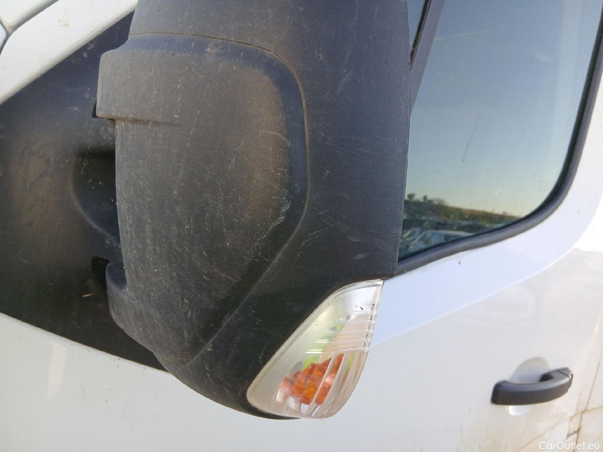  Renault  Master RENAULT  / 2019 / 4P / furgón Furgón T L1H1 3300 Bl dCi 99kW (135CV) #20