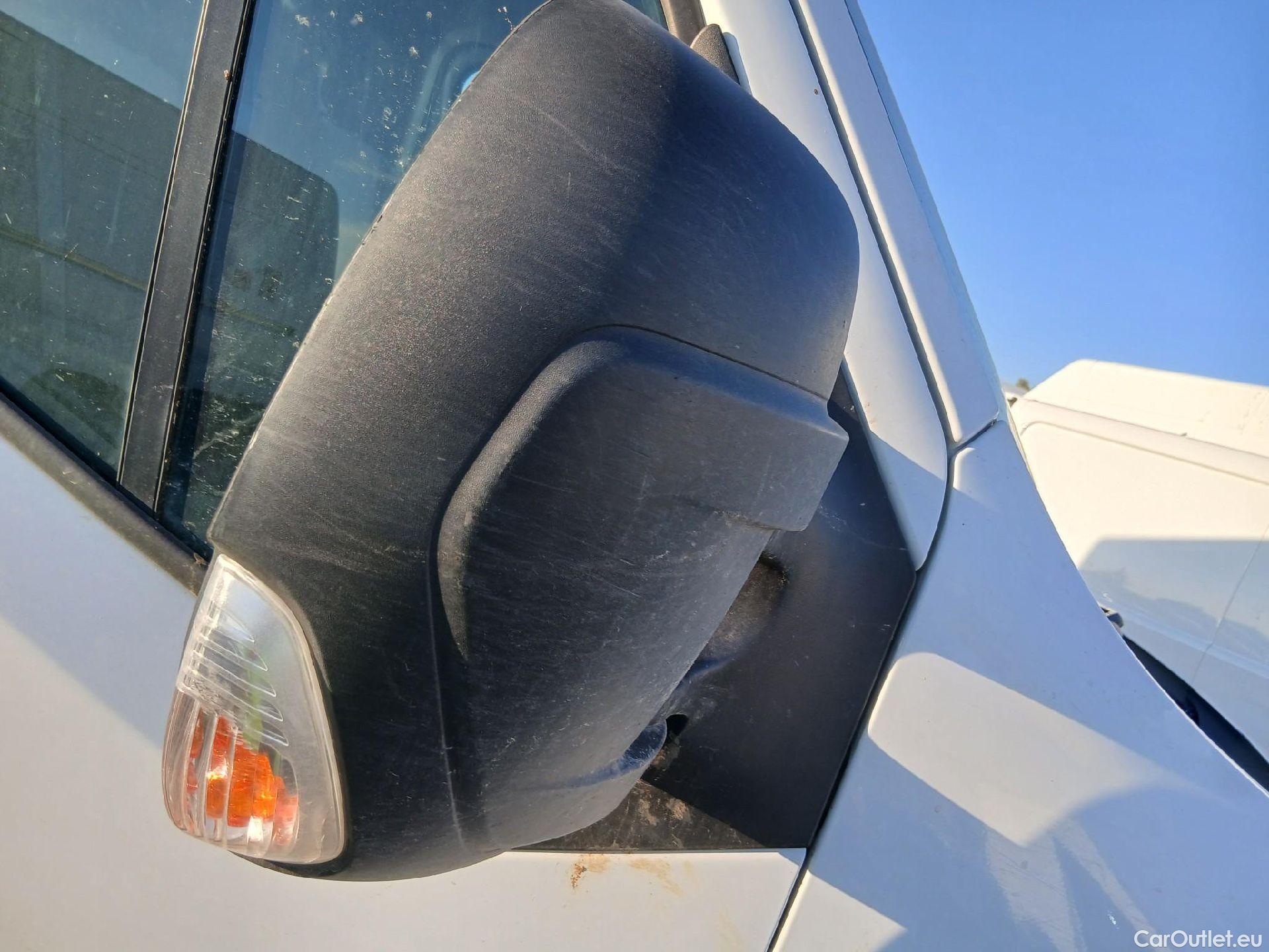  Renault  Master RENAULT  / 2019 / 4P / furgón Furgón T L1H1 3300 Bl dCi 99kW (135CV) #45