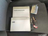 i30