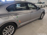  Volkswagen  Passat Volkswagen  2.0 TDI EVO 150 KM 6 biegów Business 4d #51