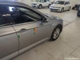  Volkswagen  Passat Volkswagen  2.0 TDI EVO 150 KM 6 biegów Business 4d #52