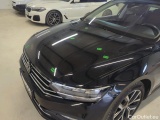  Volkswagen  Passat Volkswagen  Variant 2.0 TDI EVO 150 KM 6 biegów Business 5d #24