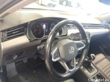  Volkswagen  Passat Volkswagen  Variant 2.0 TDI EVO 150 KM 6 biegów Business 5d #38