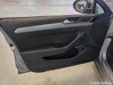  Volkswagen  Passat Volkswagen  Variant 2.0 TDI EVO 150 KM DSG Business 5d #26