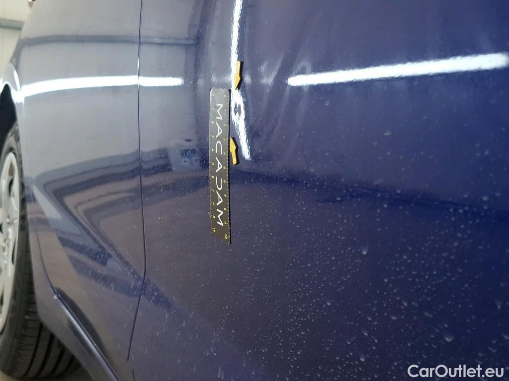  Hyundai  i20  Initia 1.2 85CV BVM5 E6d #16