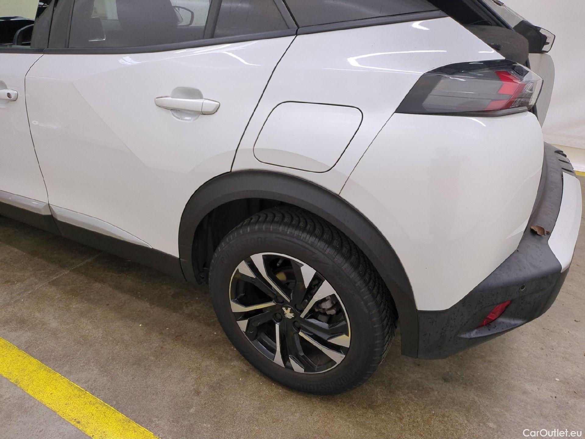 Peugeot  2008  Allure Business 1.5 HDi 130CV BVA8 E6d #65