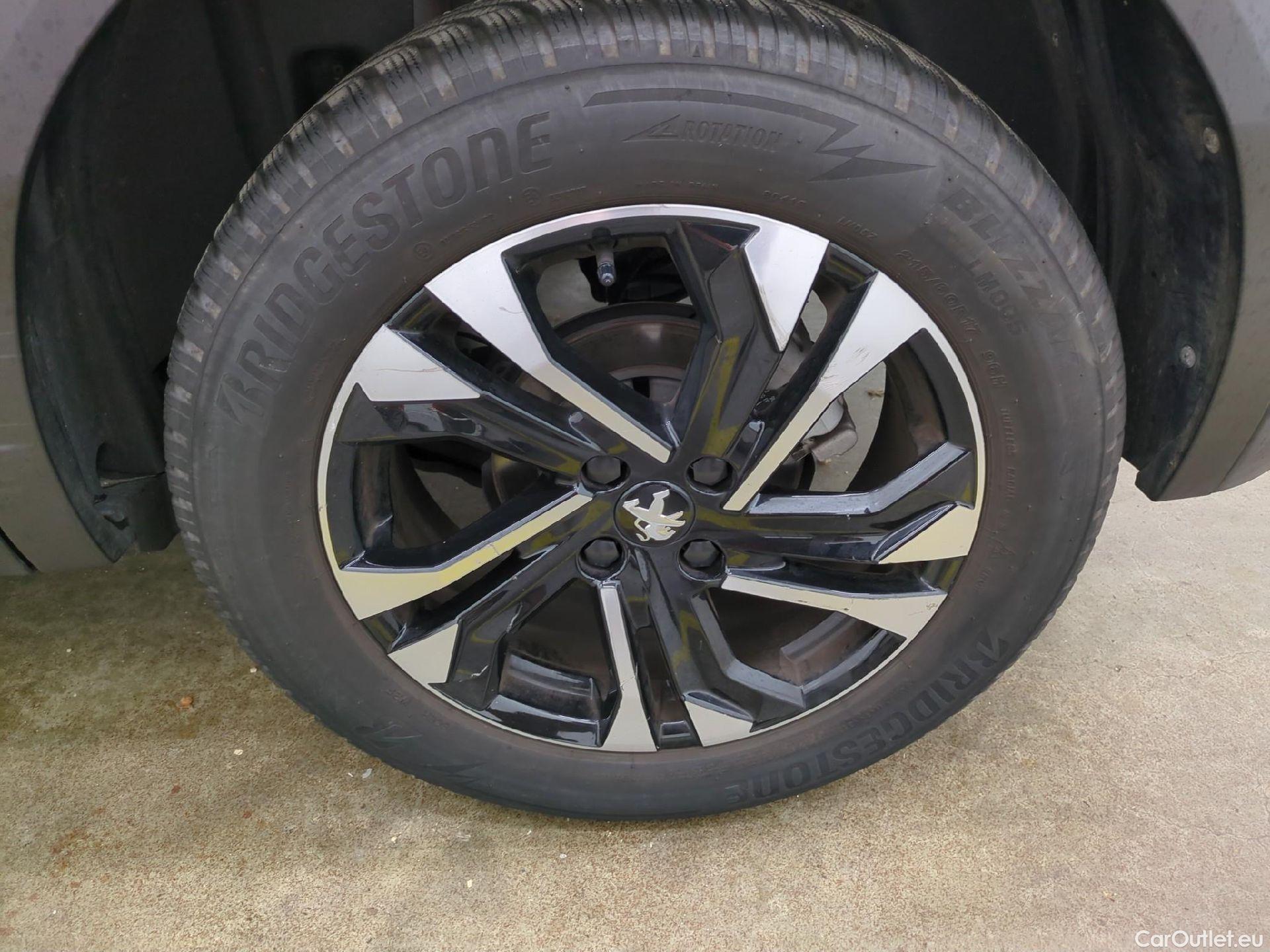  Peugeot  2008  Allure Business 1.5 HDi 130CV BVA8 E6d #11