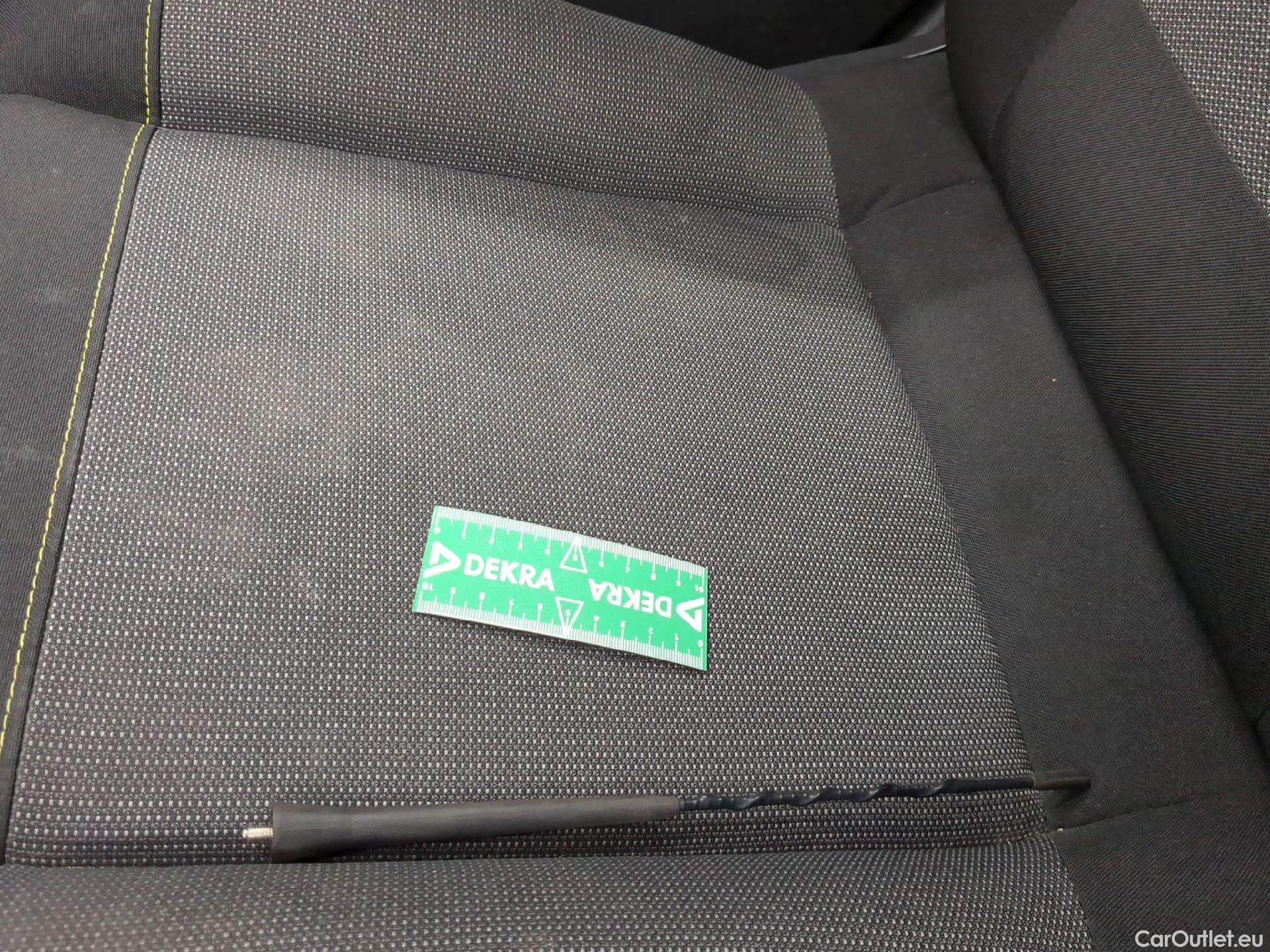  Citroen  C3 CITROEN  / 2020 / 5P / Berline PureTech 83 S&S BVM Feel Pack #3
