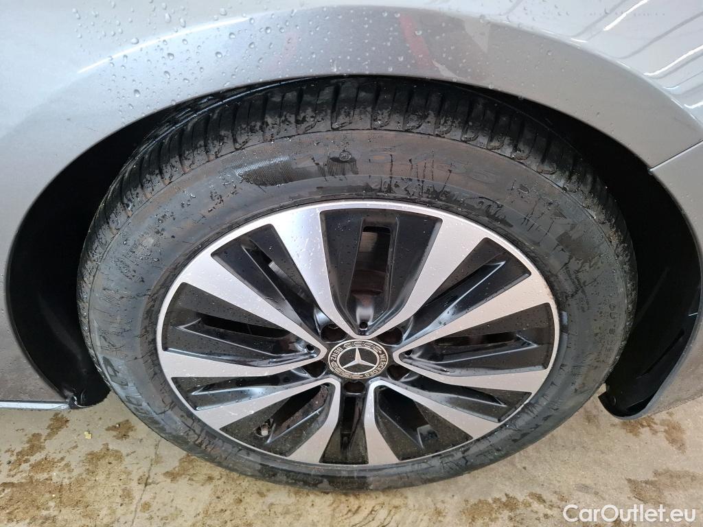  Mercedes  A-Klasse MERCEDES-BENZ Classe A Compact / 2018 / 5P / Berline A 180 Business Line #15