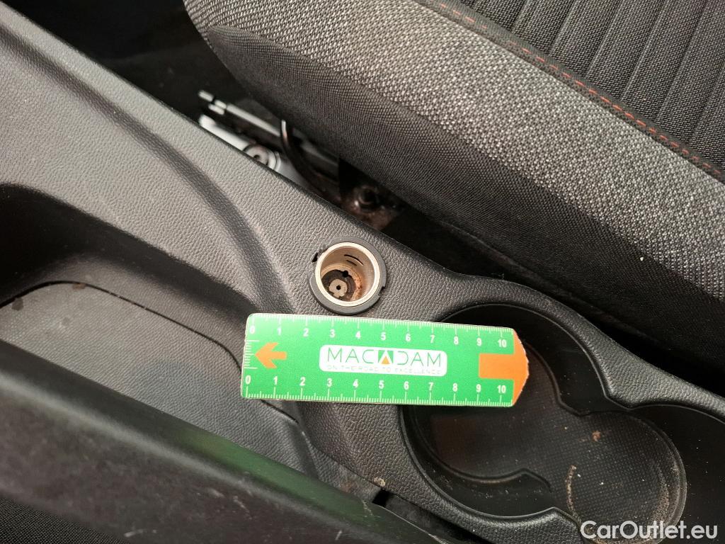  Peugeot  2008  Active Business 1.2 PureTech 100CV BVM6 E6d #18