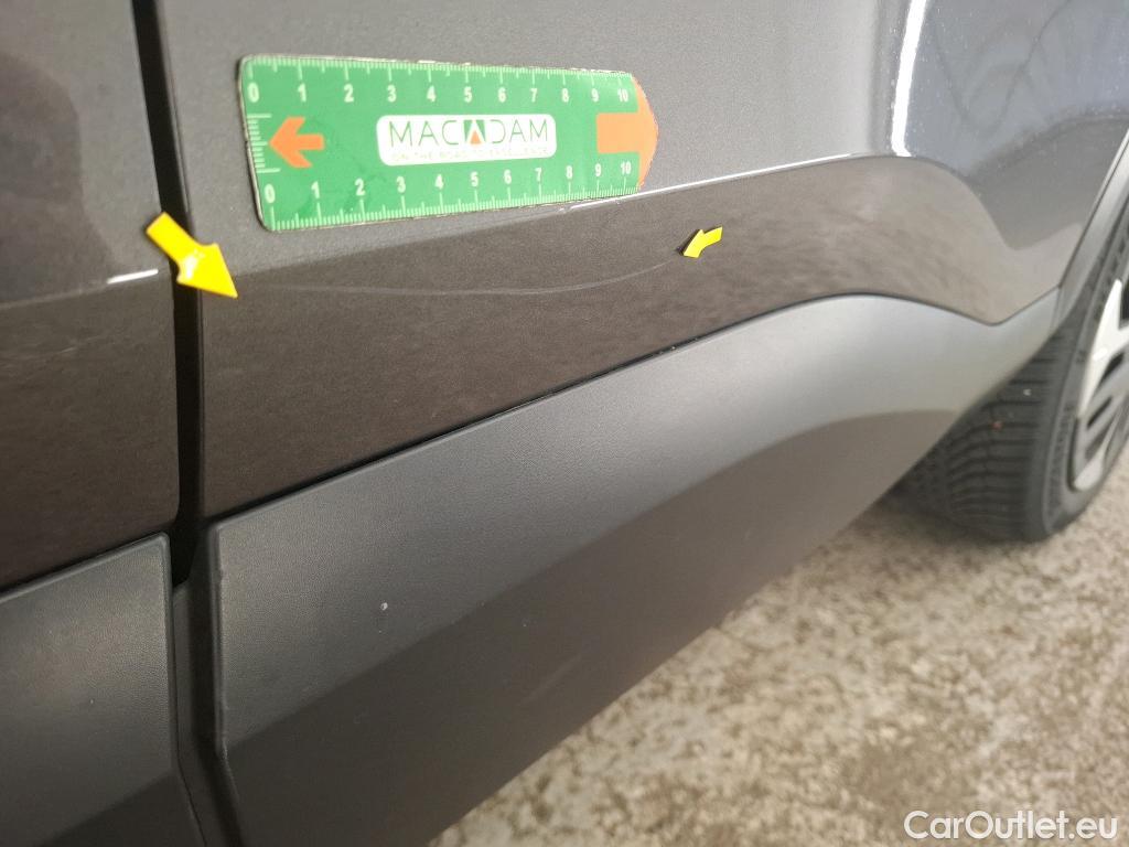  Citroen  C4  Berline Feel 1.2 PureTech 130CV BVM6 6E #5