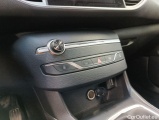  Peugeot  308 Peugeot  SW 1.5 BlueHDi 130 S&S Active 5d #22