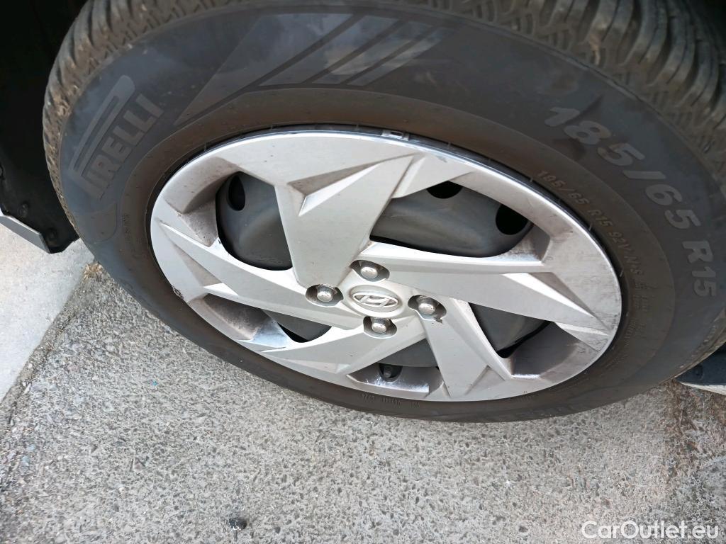  Hyundai  i20 HYUNDAI  / 2020 / 5P / berlina con portón 1.0 TGDI 74kW (100CV) 48V Essence #14