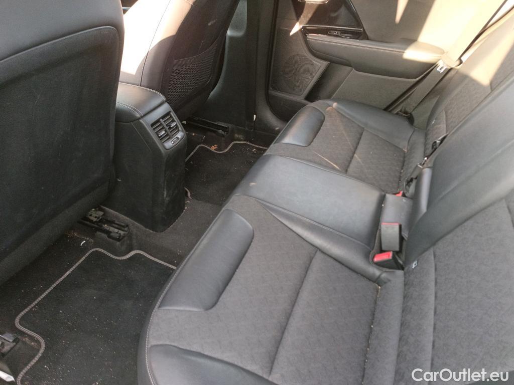  KIA  Niro KIA  / 2019 / 5P / crossover 1.6 GDi HEV 104kW (141CV) Drive #8