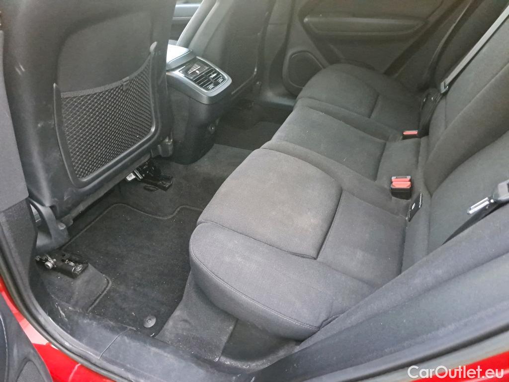  Volvo  XC60 VOLVO  / 2017 / 5P / todoterreno 2.0 B4 D Momentum Pro Auto #10