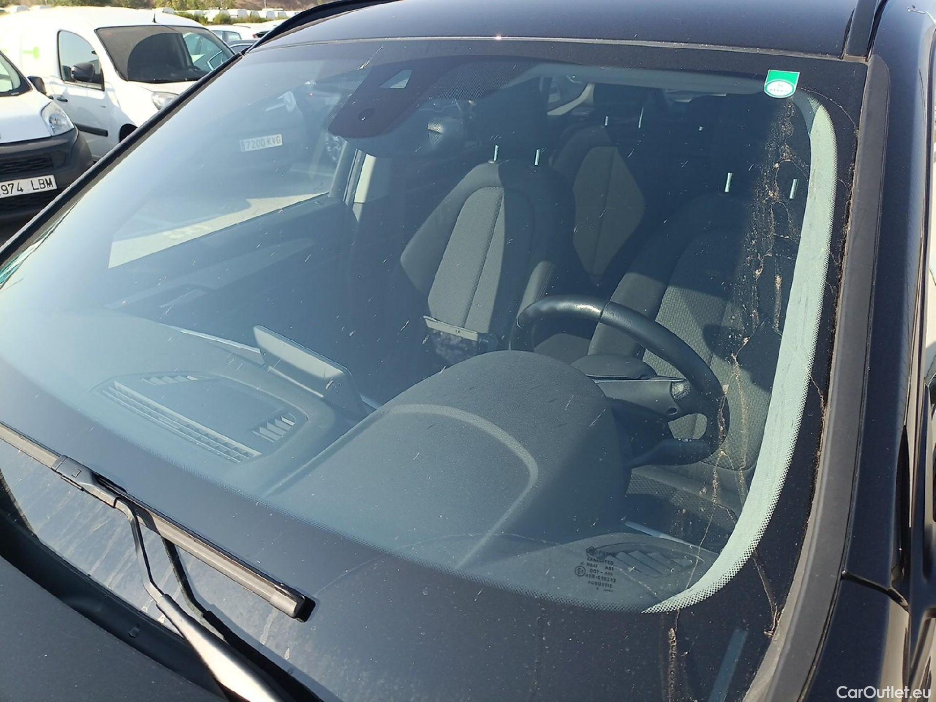  Bmw  X1 BMW  / 2019 / 5P / todoterreno sDrive16d Business #4