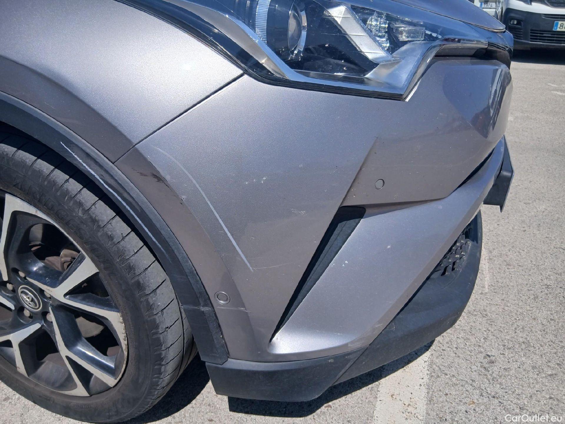  Toyota  C-HR TOYOTA  / 2016 / 5P / todoterreno 1.8 125H Advance (CX) #6