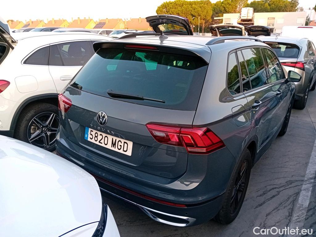  Volkswagen  Tiguan VOLKSWAGEN  / 2020 / 5P / todoterreno Urban Sport 2.0 TDI 110kW (150CV) DSG #4