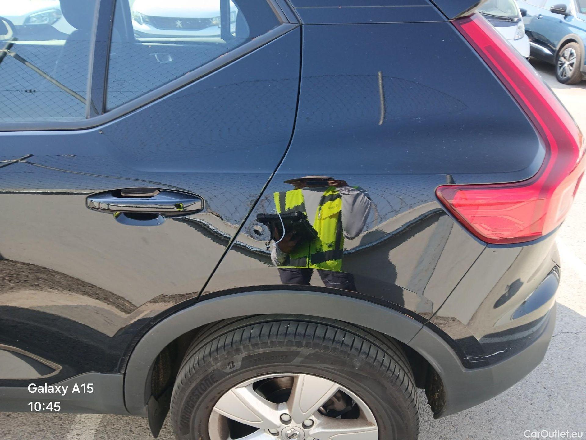  Volvo  XC 40 VOLVO XC40 / 2017 / 5P / todoterreno 1.5 T2 Momentum Core Auto #46