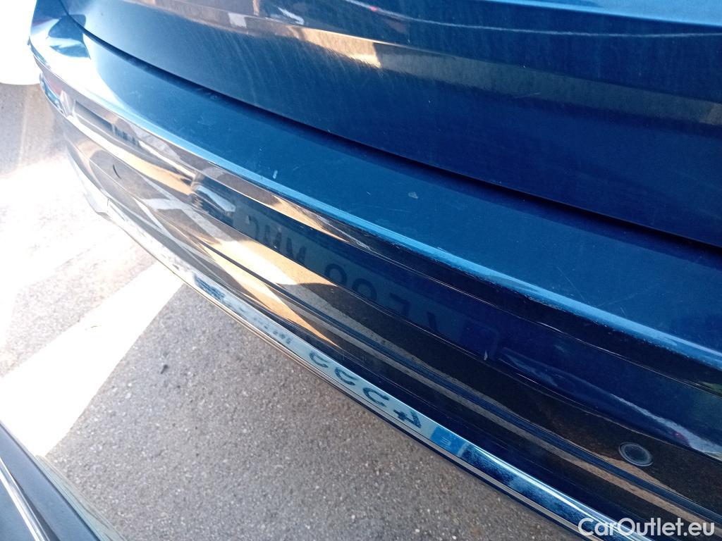  Volvo  XC60 VOLVO  / 2017 / 5P / todoterreno 2.0 B4 D Plus Bright Auto #32