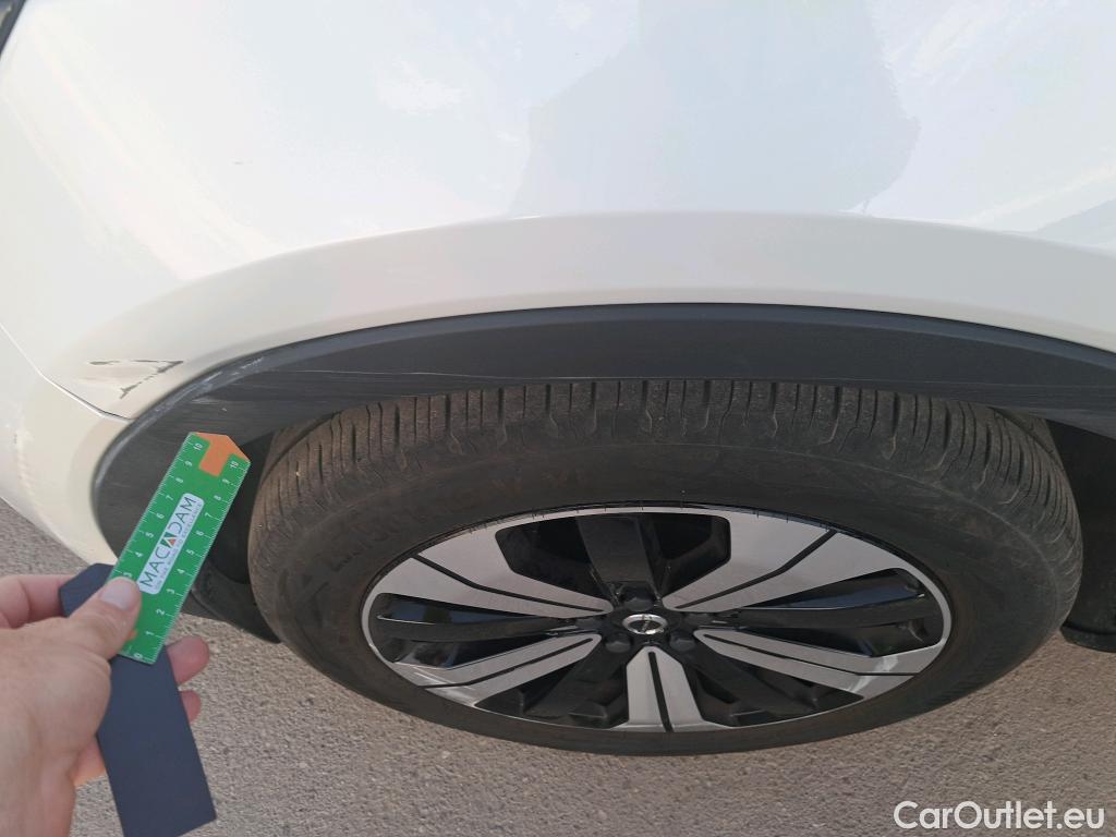  Volvo  XC 40 VOLVO XC40 / 2021 / 5P / todoterreno 1.5 T5 Recharge PHEV Plus Dark Auto #28